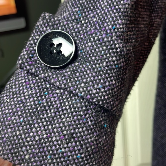 Coat - Picture 2 of 3